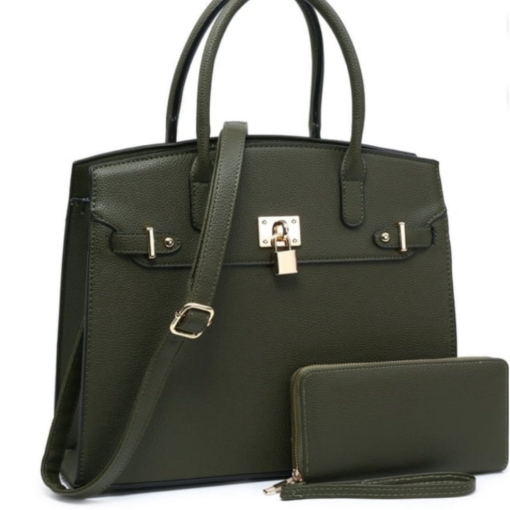 Gorgeous, “Wirkin” bag in olive❤️
